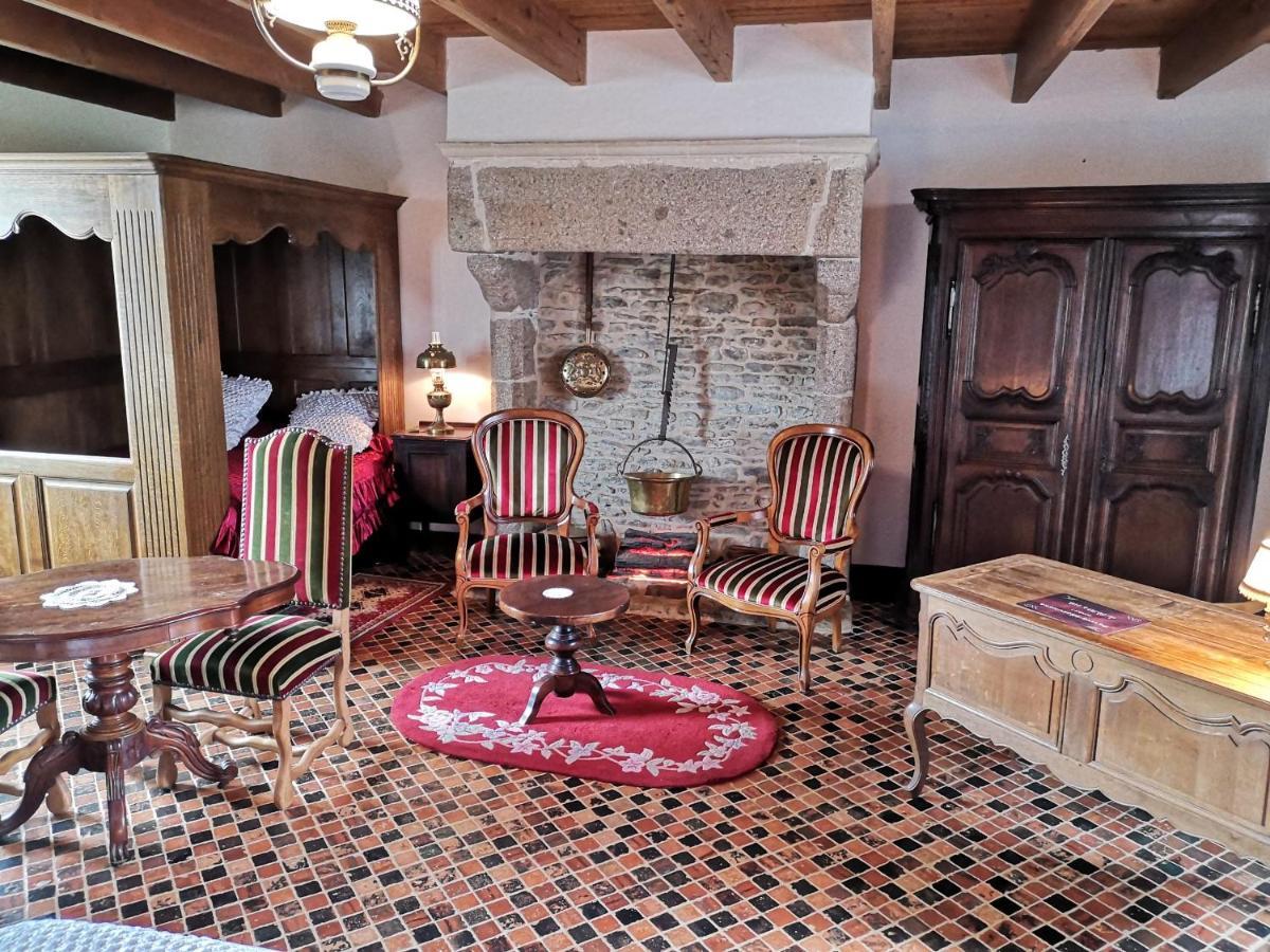 Manoir De La Foulerie Bed & Breakfast Ancteville Exterior photo